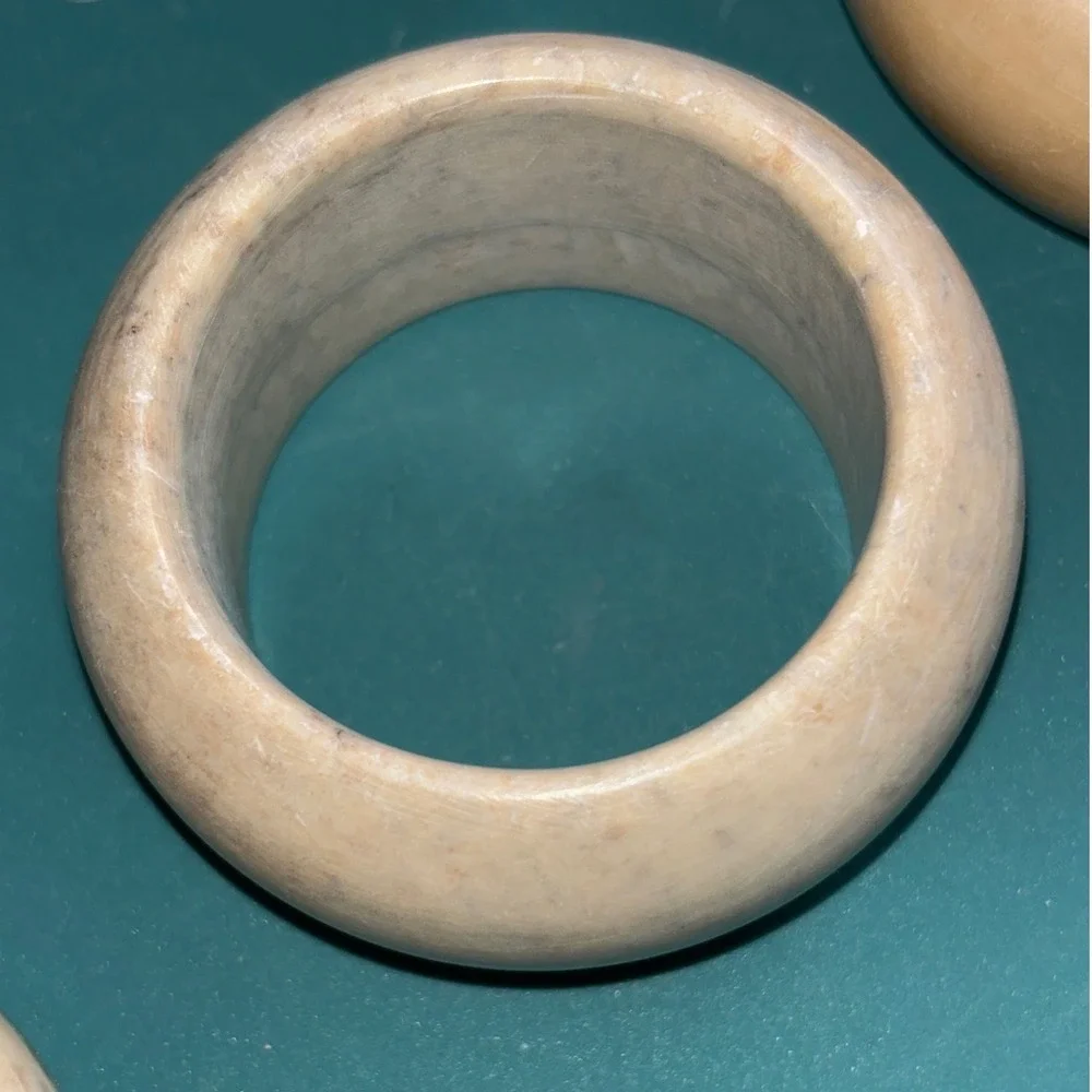 Set of 8‎ Natural Alabaster Stone Napkin Rings Rustic Earth Tone Table Decor
